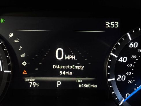 Used 2021 Toyota Highlander XLE AWD/4WD image 11