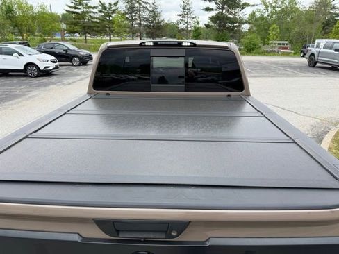 Used 2020 Nissan Titan PRO-4X w/ Pro-4x Convenience Package AWD/4WD image 15