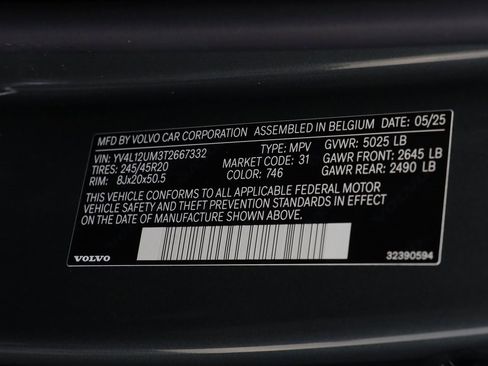 Used 2026 Volvo XC40 B5 Ultra w/ Climate Package image 25