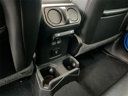 Used 2022 Jeep Gladiator Overland image 22