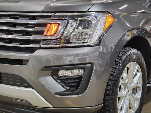 Used 2021 Ford Expedition XLT image 14
