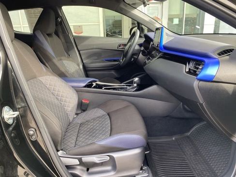 Certified 2021 Toyota C-HR XLE image 15