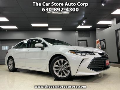 Used 2019 Toyota Avalon XLE w/ Moonroof Package