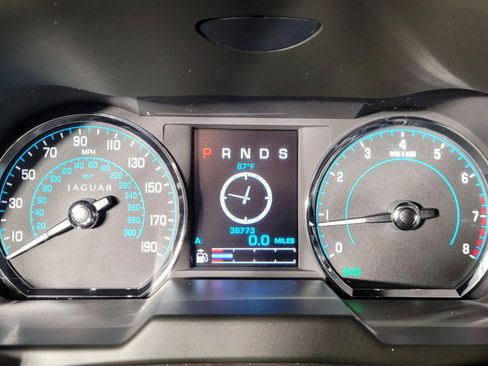 Used 2013 Jaguar XF 3.0 image 28