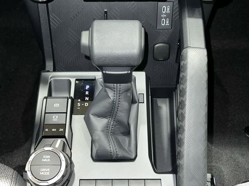 New 2026 Toyota 4Runner SR5 image 24