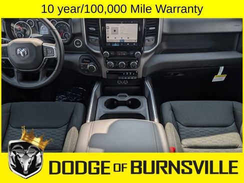 New 2026 RAM 1500 4x4 Crew Cab image 7