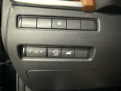 Certified 2024 Nissan Rogue Platinum AWD/4WD image 31