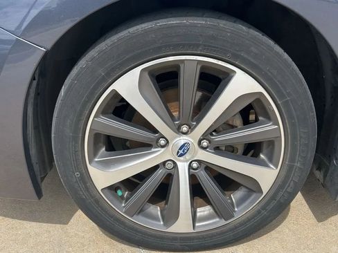 Used 2017 Subaru Legacy 2.5i Limited AWD/4WD image 17