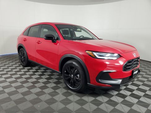 New 2026 Honda HR-V Sport image 2