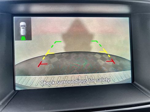 Used 2020 Nissan Pathfinder S image 22