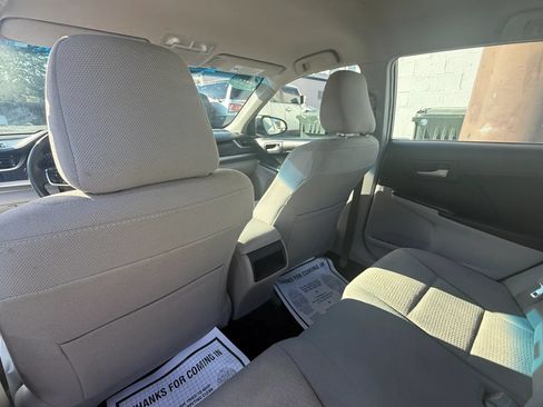Used 2012 Toyota Camry LE FWD image 13