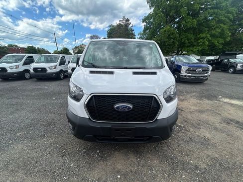 Used 2024 Ford Transit 250 Low Roof w/ Exterior Upgrade Package RWD image 2