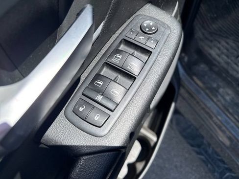 Used 2020 RAM 1500 Big Horn AWD/4WD image 24