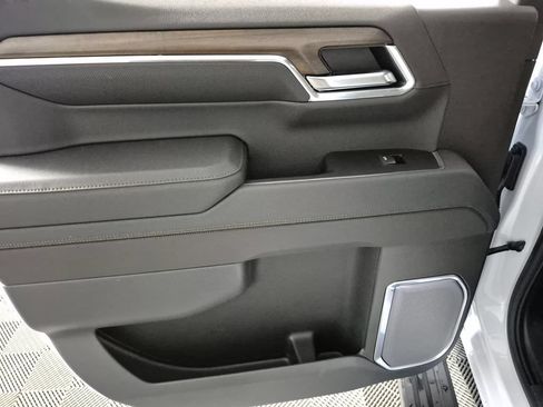 New 2026 Chevrolet Silverado 1500 High Country w/ Technology Package AWD/4WD image 26
