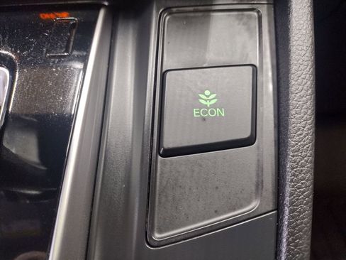 Used 2017 Honda CR-V EX image 31