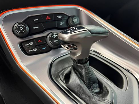 Used 2019 Dodge Challenger SXT RWD image 40
