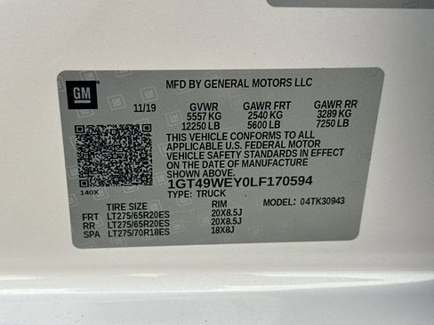 Used 2020 GMC Sierra 3500 Denali w/ Denali Ultimate Package image 28