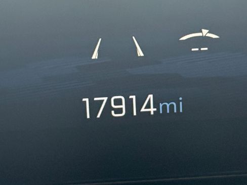 Used 2025 Chevrolet Equinox LT image 40