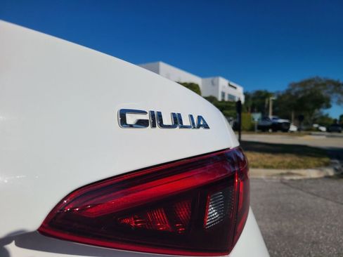 Used 2022 Alfa Romeo Giulia Sprint image 24