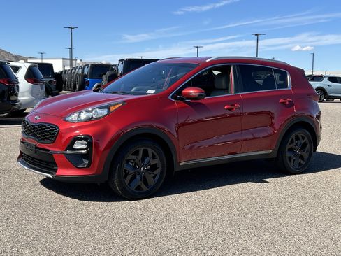 Used 2021 Kia Sportage S image 2