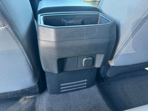 Certified 2024 Toyota Tacoma SR5 image 8