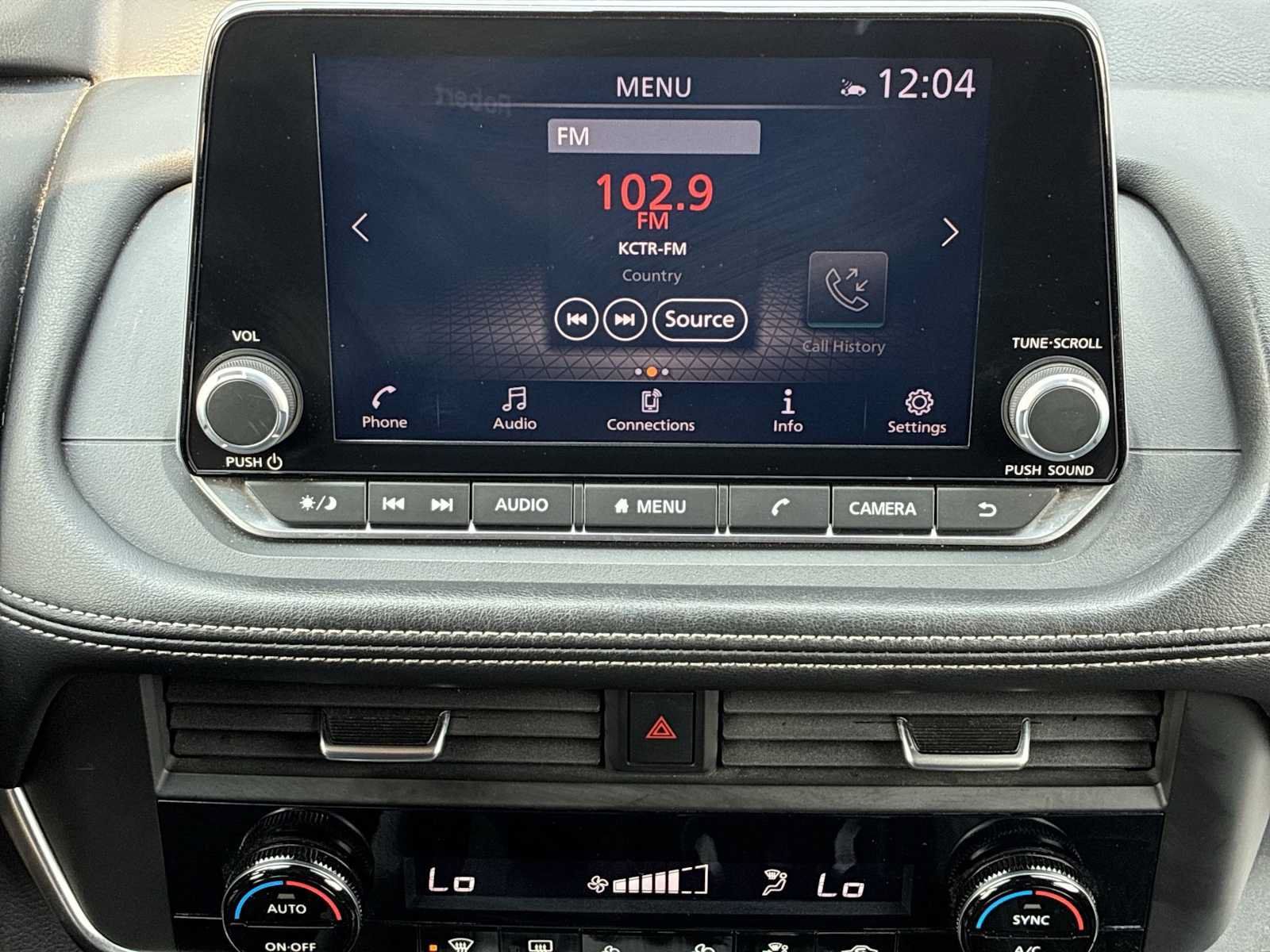 Used 2024 Nissan Rogue SV AWD/4WD image 15