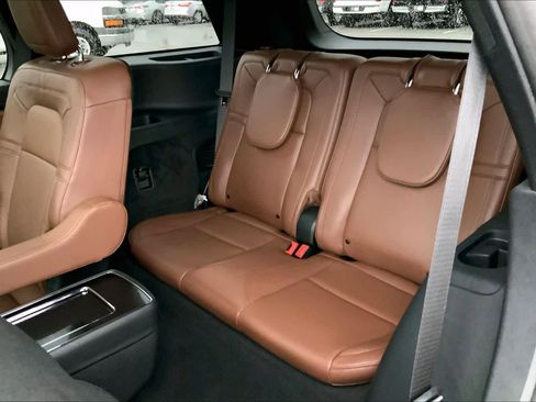 Used 2024 Lincoln Aviator Reserve w/ Equipment Group 201A image 20