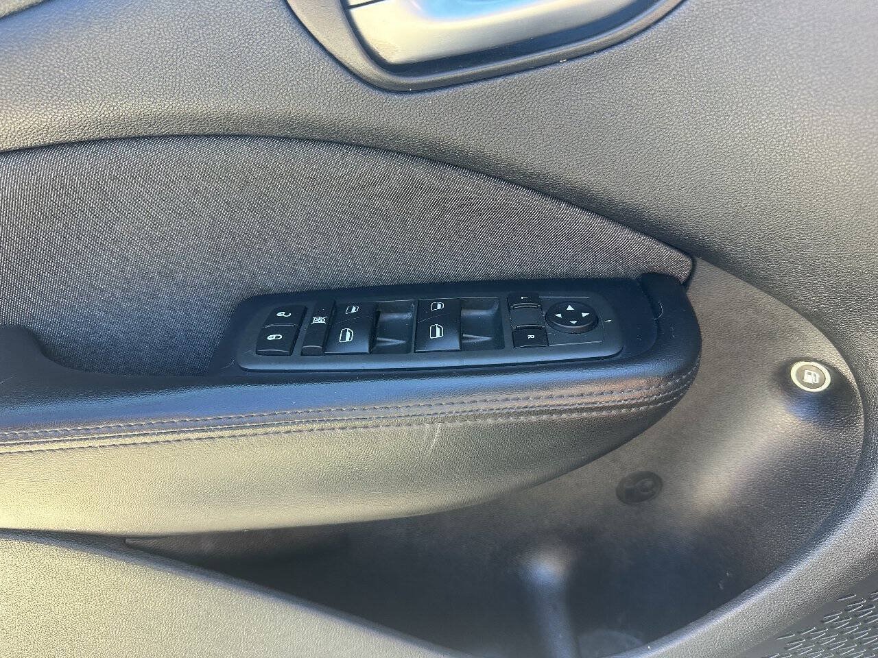 Used 2013 Dodge Dart SXT FWD image 12