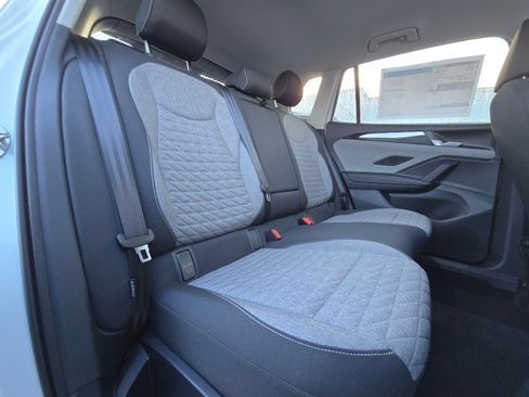 New 2026 Volkswagen Tiguan S image 15