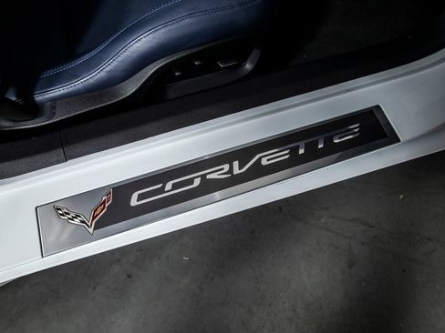 Used 2017 Chevrolet Corvette Stingray Coupe RWD image 20