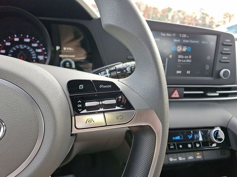 Certified 2023 Hyundai Elantra SEL w/ Cargo Package image 24