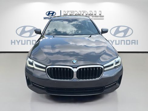 Used 2022 BMW 530i xDrive w/ Premium Package AWD/4WD image 2