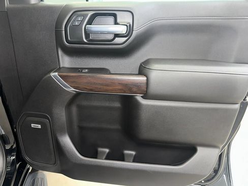 Used 2019 GMC Sierra 1500 SLT w/ SLT Premium Plus Package image 37