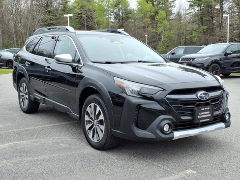 Used 2023 Subaru Outback Touring XT AWD/4WD image 3