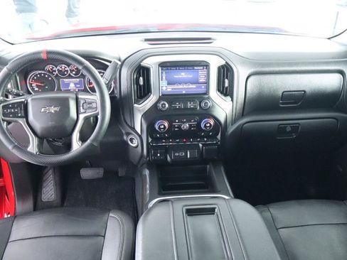 Used 2021 Chevrolet Silverado 1500 LT Trail Boss w/ Convenience Package II AWD/4WD image 16