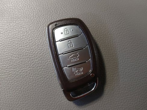 Used 2018 Hyundai Sonata Limited w/ Limited Ultimate Package 03 image 32