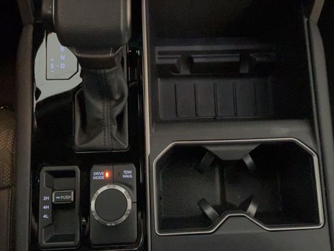 Certified 2025 Toyota Tundra Limited AWD/4WD image 14