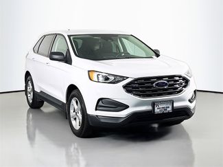 Used 2022 Ford Edge SE image 1