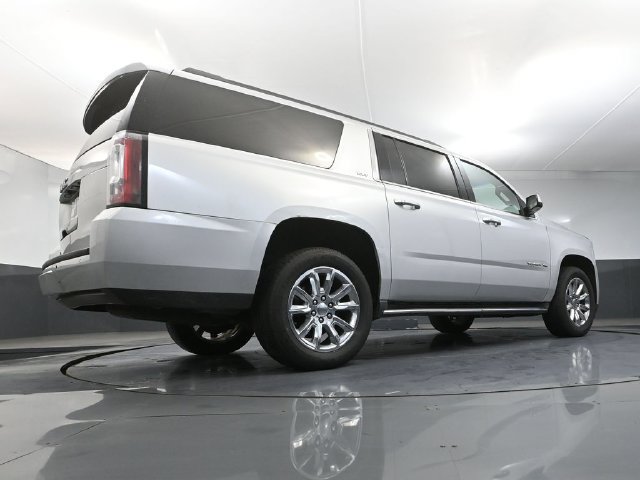 Used 2018 GMC Yukon XL SLT w/ Open Road Package AWD/4WD image 53