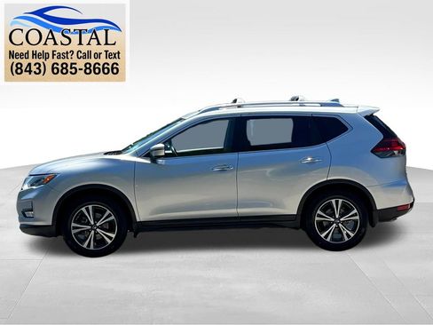 Used 2020 Nissan Rogue SV w/ Sun & Sound Touring Package FWD image 14
