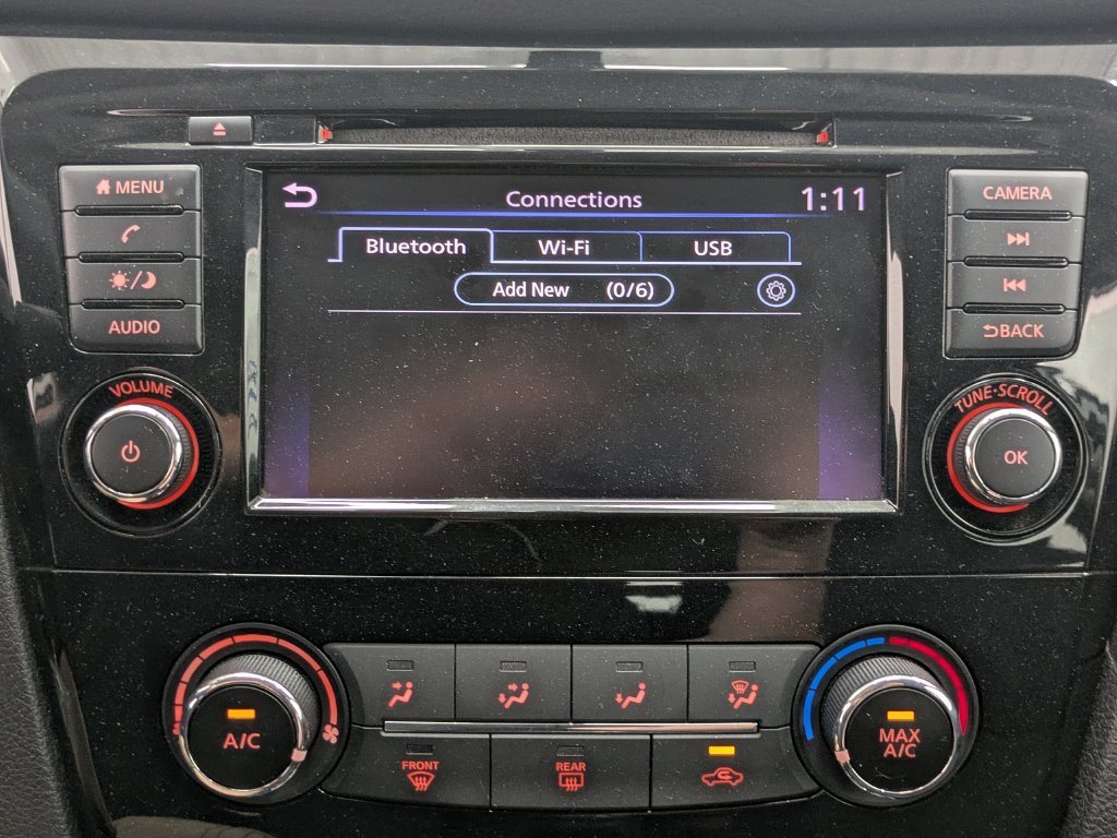 Used 2018 Nissan Rogue SV FWD image 10
