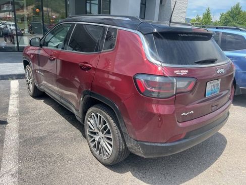 Used 2022 Jeep Compass Limited w/ Elite Group AWD/4WD image 2