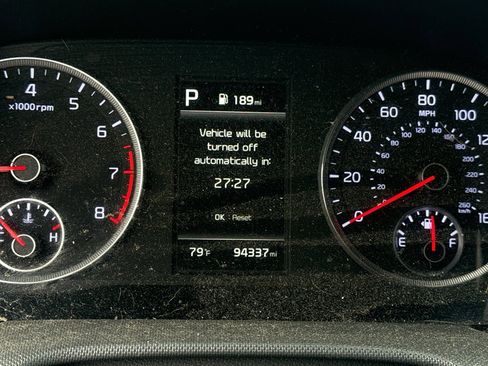 Used 2022 Kia K5 LXS FWD image 4
