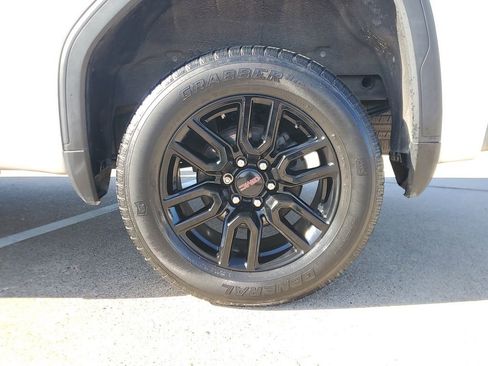 Used 2021 GMC Sierra 1500 Elevation image 7