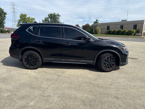 Used 2020 Nissan Rogue S FWD image 10