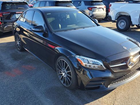 Used 2019 Mercedes-Benz C 300 Sedan image 2