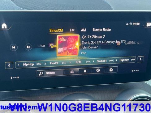 Used 2022 Mercedes-Benz GLC 300 4MATIC image 24