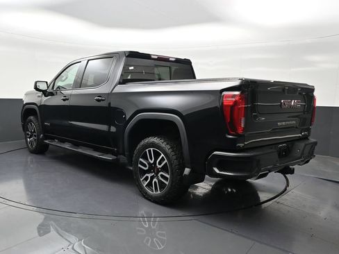 Used 2020 GMC Sierra 1500 AT4 w/ AT4 Premium Package AWD/4WD image 3