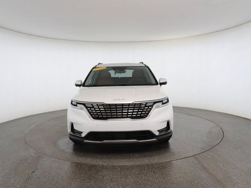 Used 2024 Kia Carnival SX image 30