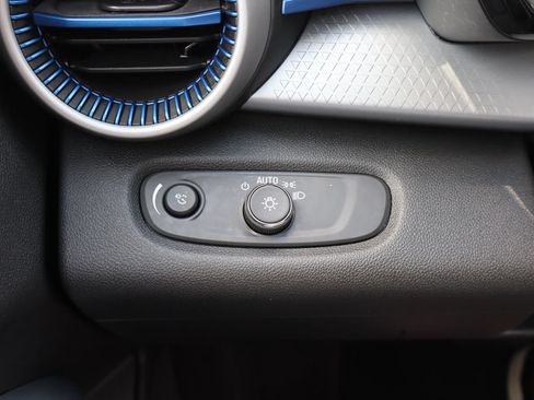Used 2024 Chevrolet Trax LS w/ LS Convenience Package FWD image 14
